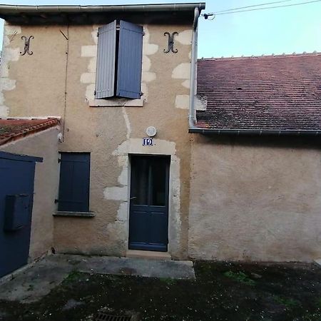Le Blanc, Agreable Maison De Centre Ville Exterior photo